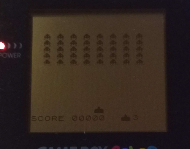 Gameboy running space invaders